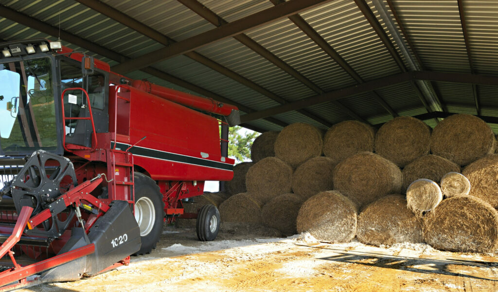 Custom Metal Barn & Farm Buildings - Agricultural Steel Buildings